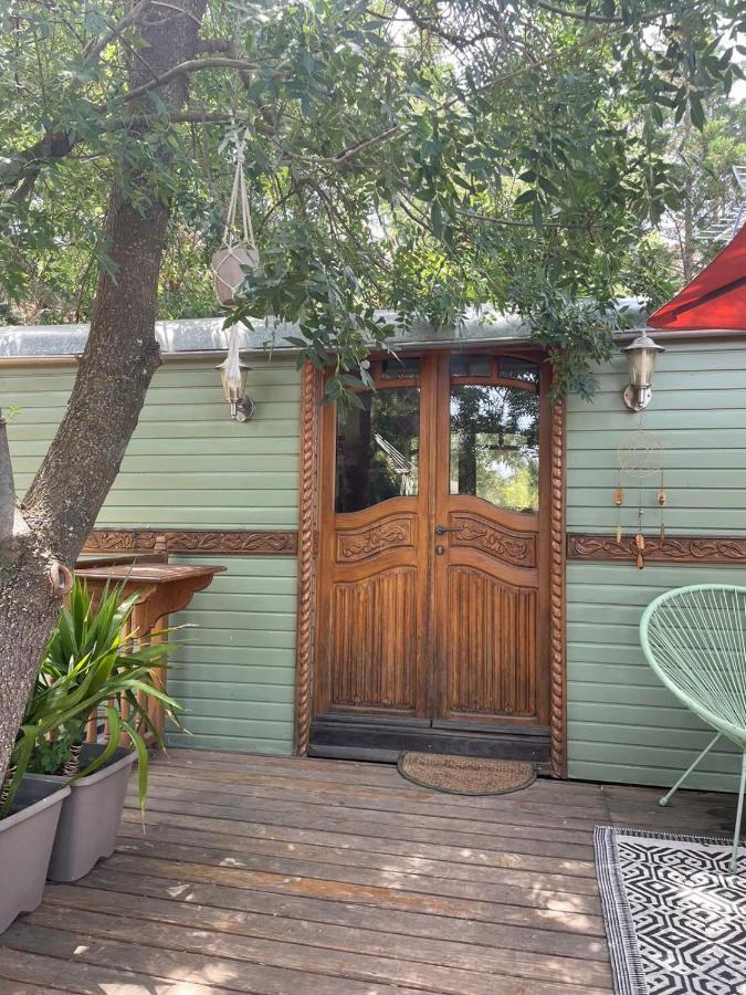 Гостьовий будинок Roulotte En Bois Sud France Le Soler Екстер'єр фото